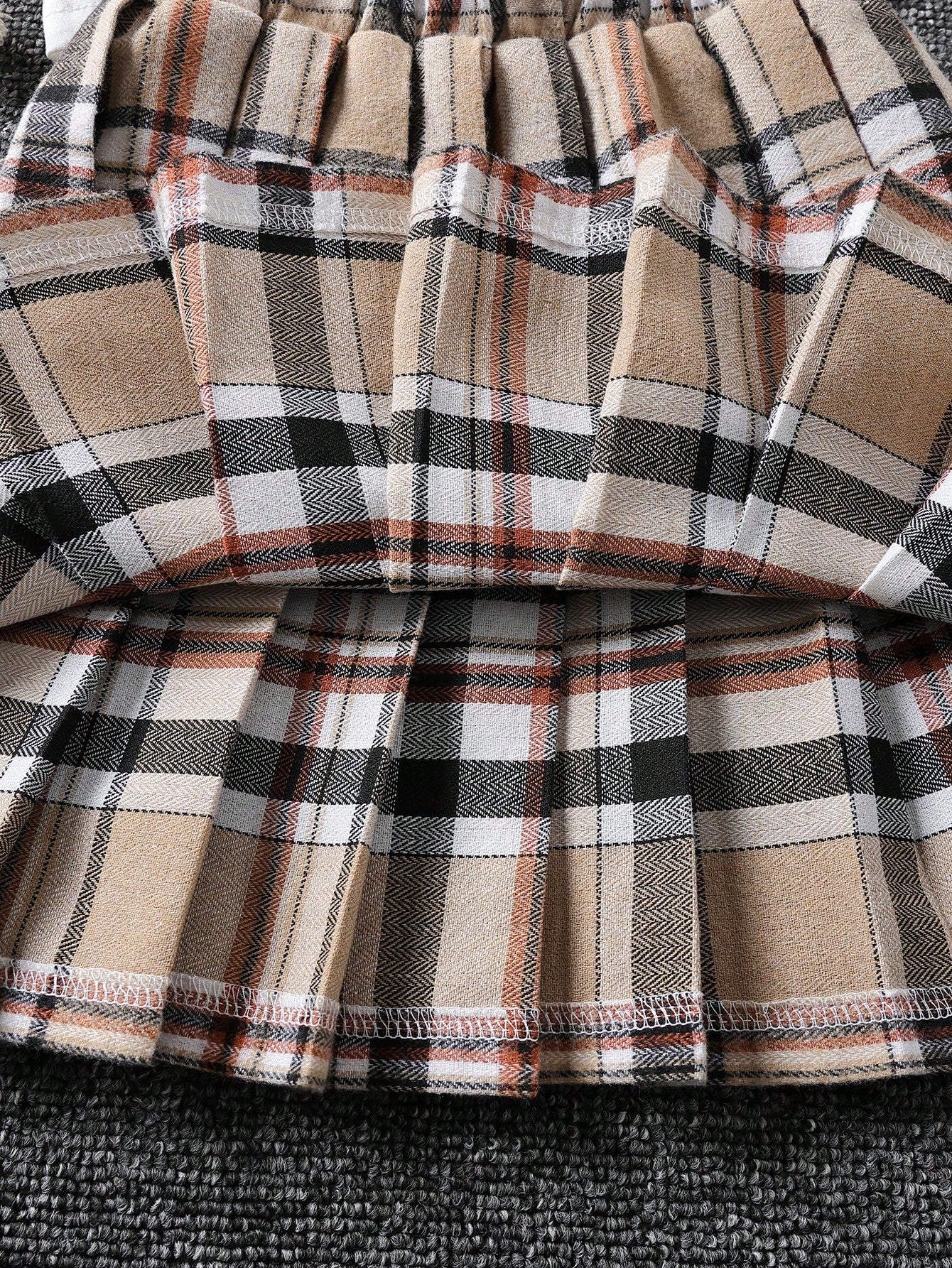 Young Girl Bear Print Tee & Plaid Pleated Skirt