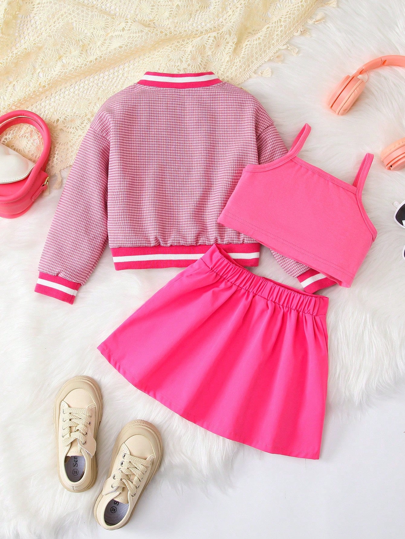 SHEIN Young Girl Letter Graphic Striped Trim Varsity Jacket