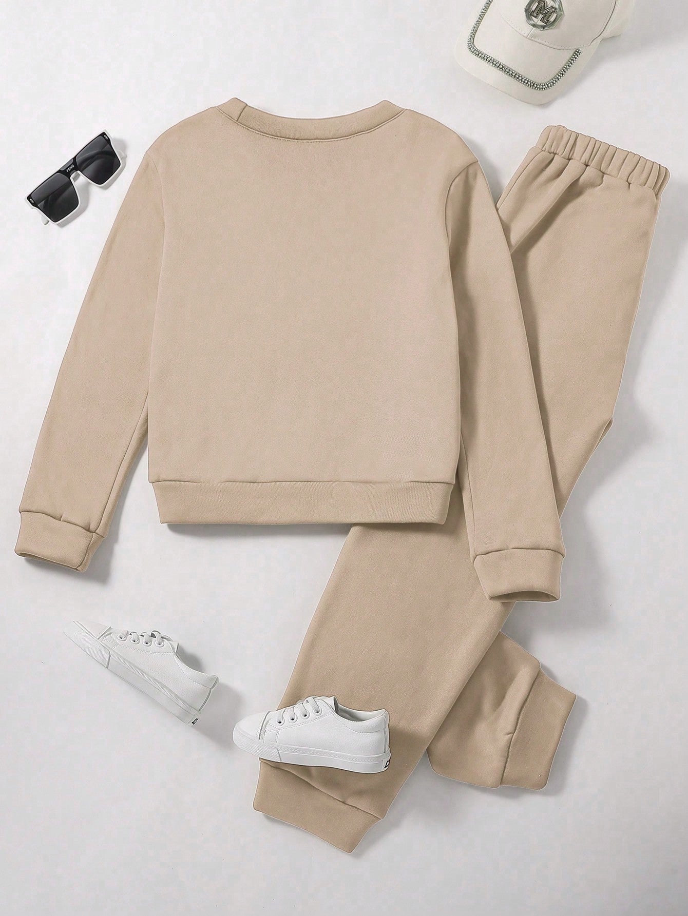 Tween Girl Letter Embossed Thermal Lined Pullover & Sweatpants