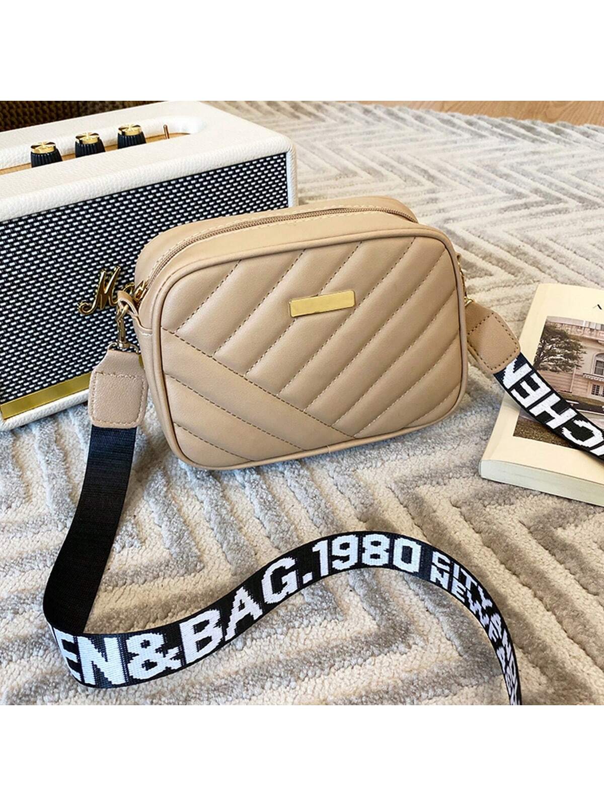 Quilted Square Crossbody Bag, Classic Metal Decor Zipper Purse, Women's Faux Leather Shoulder Bag
