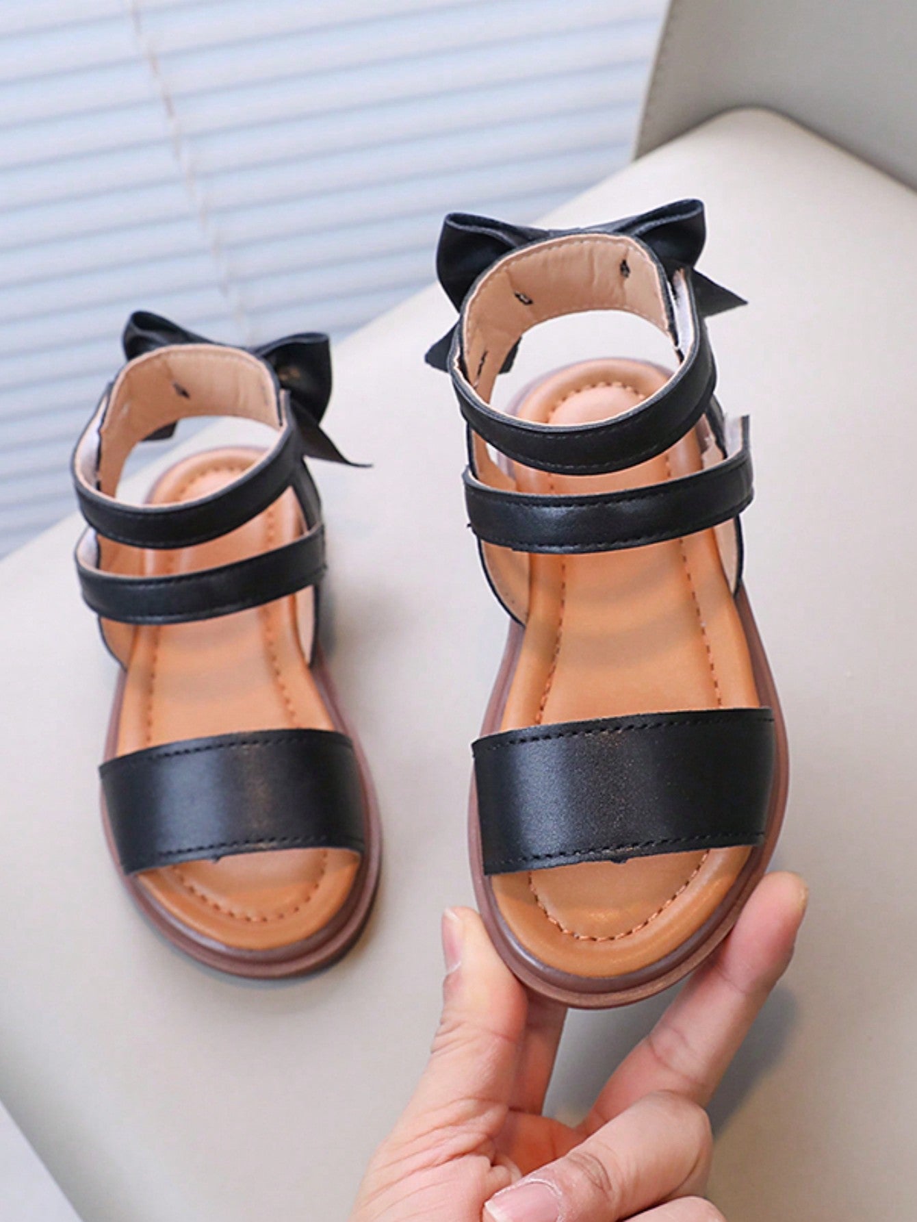 1pair Girls' Pu High Top Flat Sandals With Bowknot Decor, Suitable For Summer
