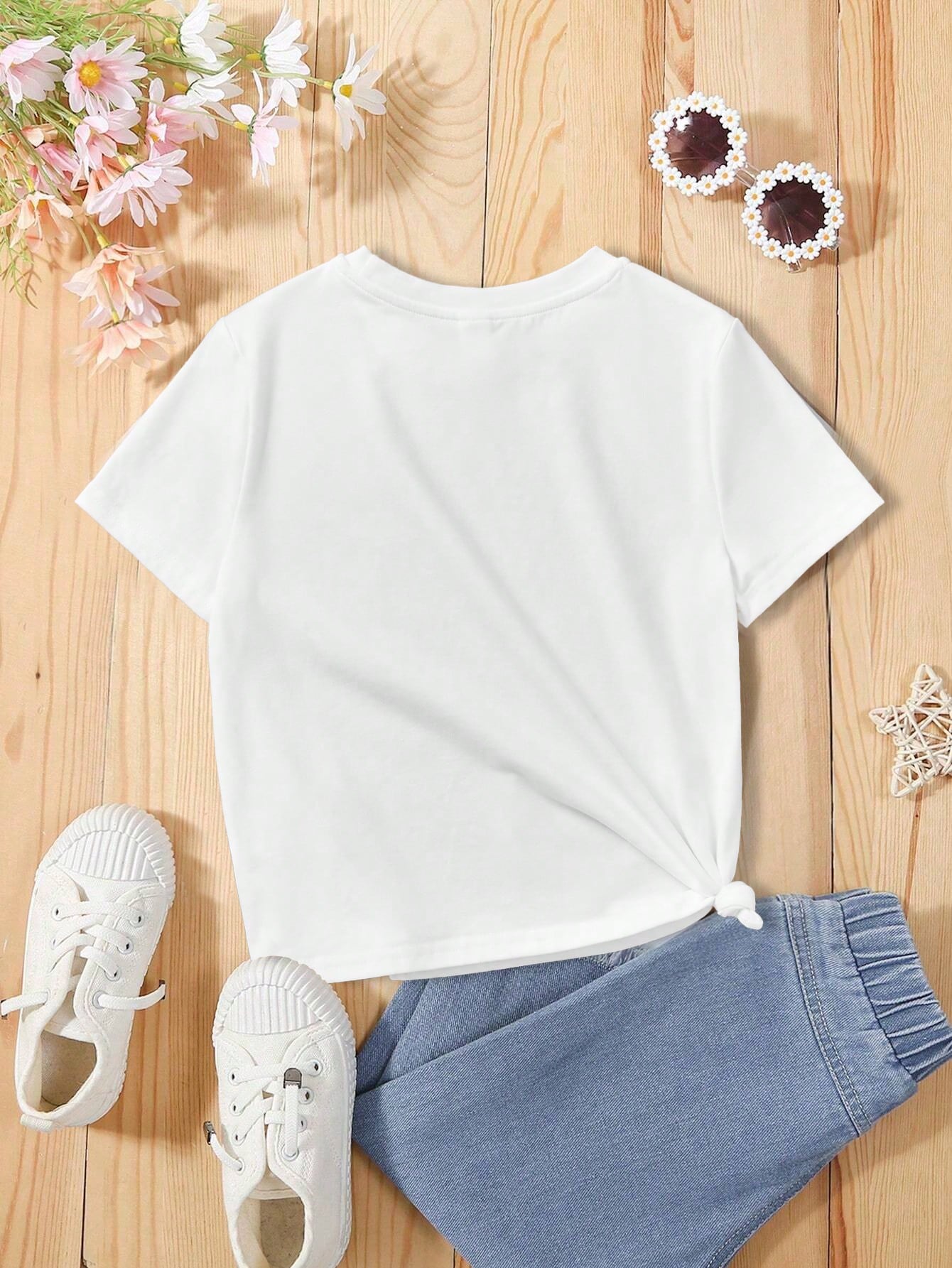 Casual Cartoon Pattern Short Sleeve T-Shirt For Cool, Cute And Young Girls, Suitable For Summer