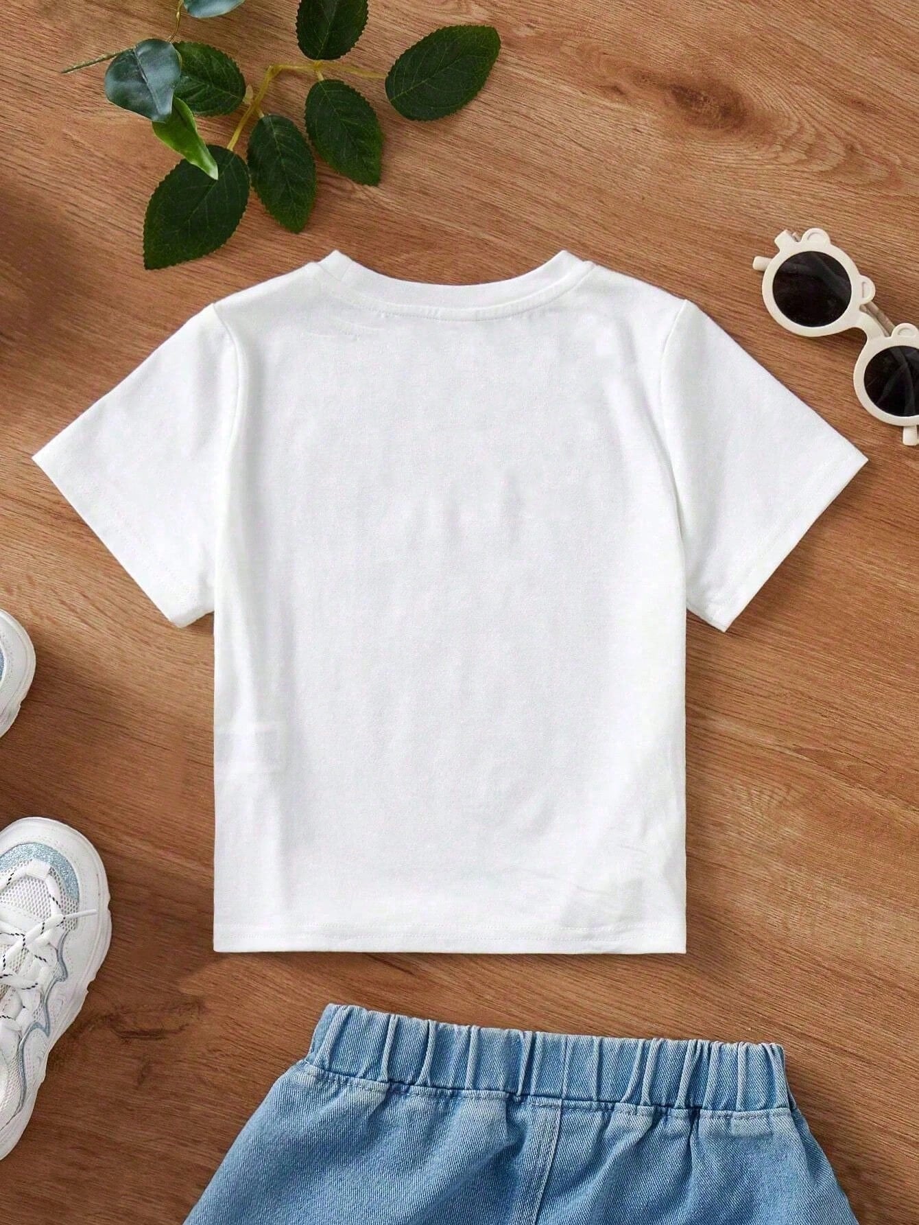 Casual Cartoon Pattern Short Sleeve T-Shirt For Cool, Cute And Young Girls, Suitable For Summer