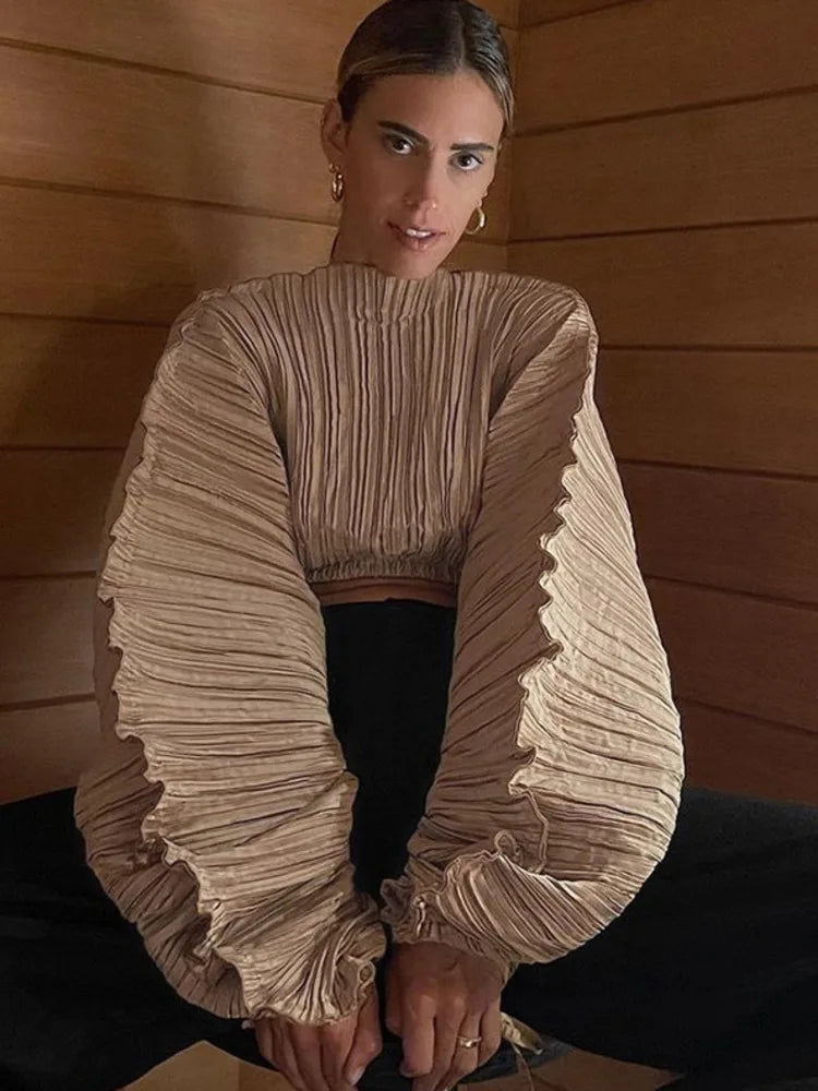 DEAT Fashion Women T-shirt Round Neck Loose Pleated Long Sleeve Expose The Navel Solid Color Tops Female Spring 2024 New 17A6203