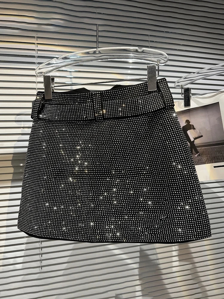 DEAT Summer Female Shiny Rhinestone Splice Sexy Strapless Women's High Waist Belt Designer Mini Short Skirts 2024 New 11XX2075